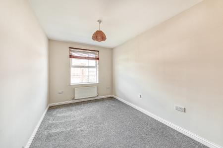 2 bedroom Flat for sale in Magnus Court, Chester Green, Derby, DE21