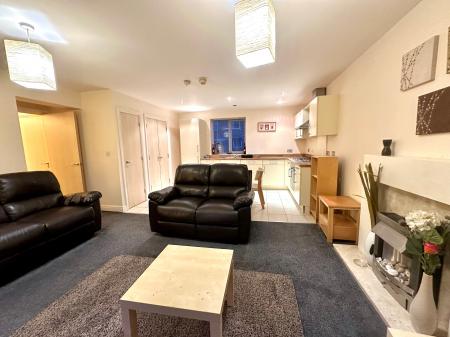 2 bedroom Apartment for sale in Auriga Court, Chester Green, Derby, DE1