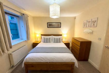 2 bedroom Apartment for sale in Auriga Court, Chester Green, Derby, DE1