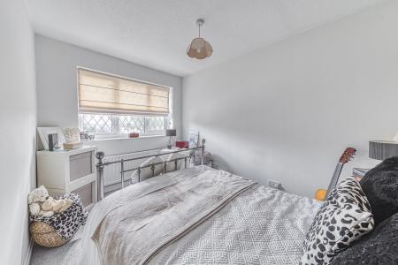 3 bedroom Terraced House for sale in Talgarth Close, Oakwood, Derby, DE21