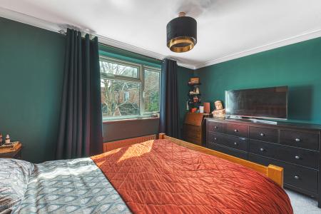 2 bedroom Semi-detached house for sale in Buckland Close, City Centre, Derby, DE1