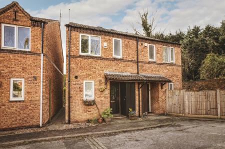 2 bedroom Semi-detached house for sale in Buckland Close, City Centre, Derby, DE1