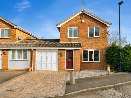 3 bedroom Link detached house for sale in Corbel Close, Oakwood, Derby, DE21