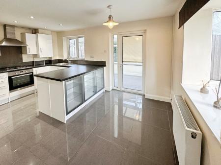 3 bedroom Link detached house for sale in Corbel Close, Oakwood, Derby, DE21