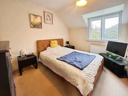 2 bedroom Apartment to let in St Georges Close, Allestree, Derby, DE22