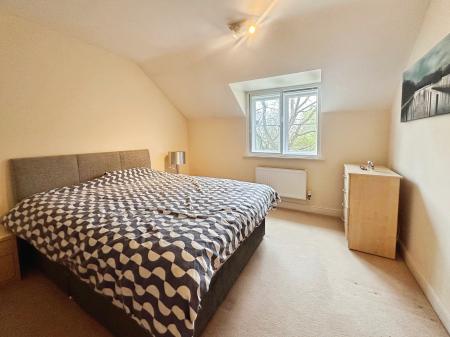 2 bedroom Apartment to let in St Georges Close, Allestree, Derby, DE22