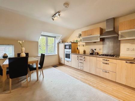 2 bedroom Apartment to let in St Georges Close, Allestree, Derby, DE22