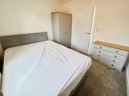 4 bedroom Town house to let in Kingsway Boulevard, Kingsway, Derby, DE22