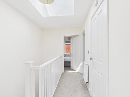 4 bedroom Town house to let in Kingsway Boulevard, Kingsway, Derby, DE22