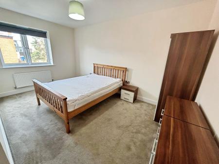 4 bedroom Town house to let in Kingsway Boulevard, Kingsway, Derby, DE22