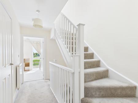 4 bedroom Town house to let in Kingsway Boulevard, Kingsway, Derby, DE22