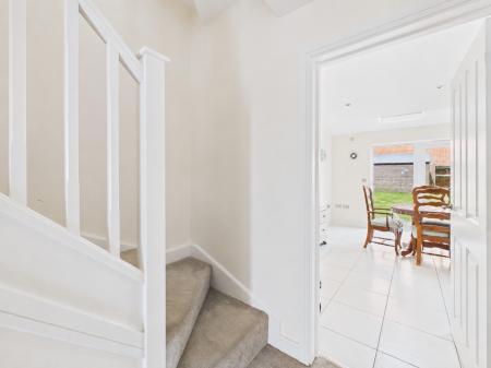 4 bedroom Town house to let in Kingsway Boulevard, Kingsway, Derby, DE22