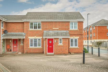 3 bedroom Semi-detached house for sale in Ionian Drive, City Point, Derby, DE24