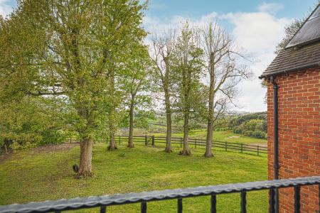 4 bedroom Country House for sale in Mugginton Lane End, Derbyshire, Mugginton, DE6