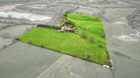 4 bedroom Country House for sale in Mugginton Lane End, Derbyshire, Mugginton, DE6