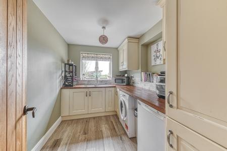4 bedroom Country House for sale in Mugginton Lane End, Derbyshire, Mugginton, DE6