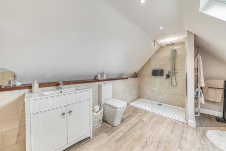 4 bedroom Country House for sale in Mugginton Lane End, Derbyshire, Mugginton, DE6