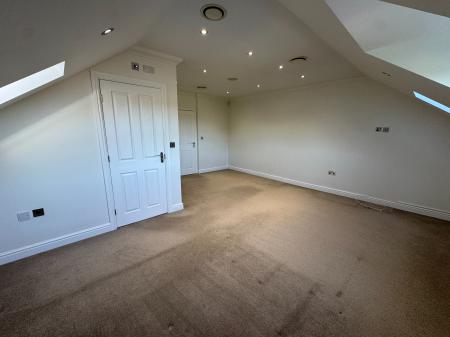 2 bedroom Apartment to let in Cole Lane, Borrowash, Derby, DE72