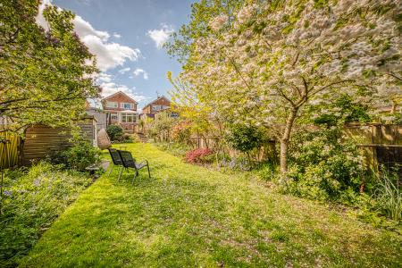 3 bedroom Detached house for sale in Alvaston Street, Alvaston, DE24