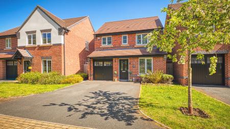 3 bedroom Detached house for sale in Brackenhill Close, Littleover, Derby, DE23