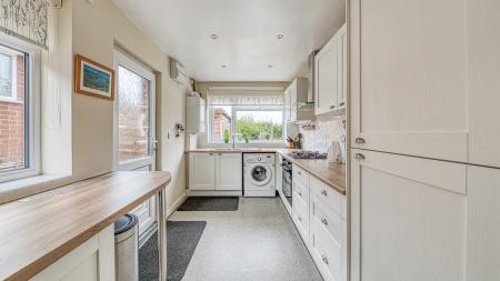 3 bedroom Detached bungalow for sale in Field Rise, Littleover, DE23