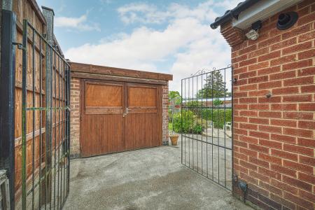 3 bedroom Detached bungalow for sale in Field Rise, Littleover, DE23