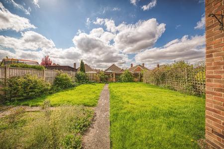 3 bedroom Semi-detached bungalow for sale in Haddon Drive, Mickleover, DE3