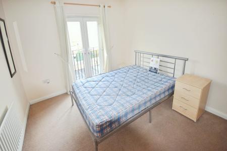 2 bedroom Apartment to let in Drage Street, Chester Green, Derby, DE1