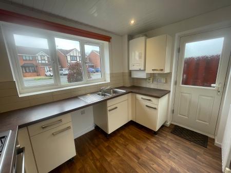 3 bedroom Detached house to let in Smalley Drive, Oakwood, Derby, DE21