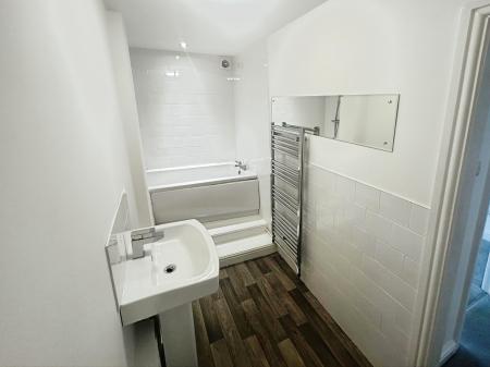 2 bedroom Terraced House to let in High Street, Heanor, DE75