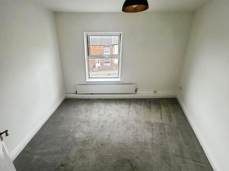 2 bedroom Terraced House to let in High Street, Heanor, DE75