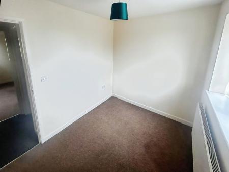 2 bedroom Terraced House to let in Haworth Close, Stretton, Alfreton, DE55