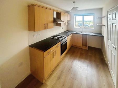 2 bedroom Terraced House to let in Haworth Close, Stretton, Alfreton, DE55
