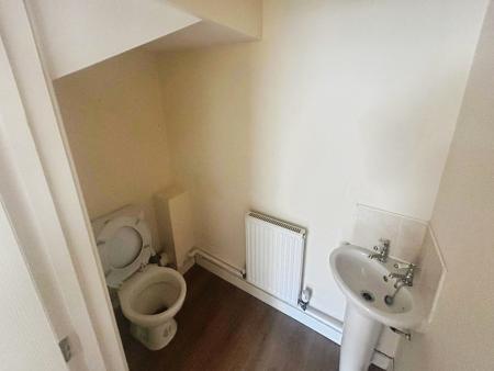 2 bedroom Terraced House to let in Haworth Close, Stretton, Alfreton, DE55