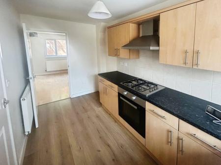 2 bedroom Terraced House to let in Haworth Close, Stretton, Alfreton, DE55