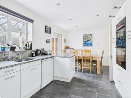 4 bedroom Detached house for sale in Ford Lane, Willington, Derby, DE65