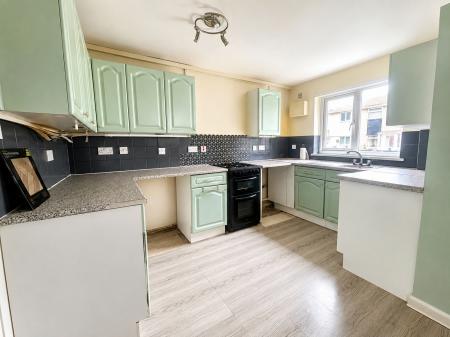 3 bedroom Terraced House to let in Nairn Avenue, Chaddesden, Derby, DE21