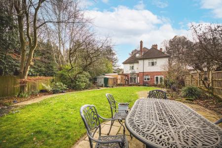 7 bedroom Detached house for sale in Whitaker Road, Littleover, DE23