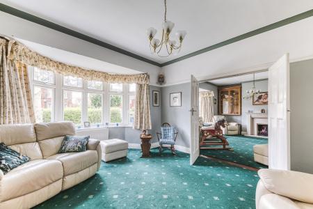 7 bedroom Detached house for sale in Whitaker Road, Littleover, DE23