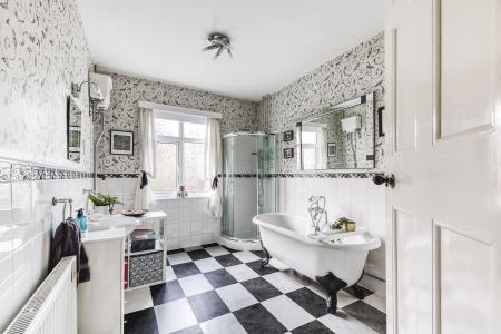 7 bedroom Detached house for sale in Whitaker Road, Littleover, DE23
