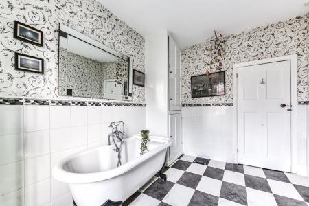 7 bedroom Detached house for sale in Whitaker Road, Littleover, DE23