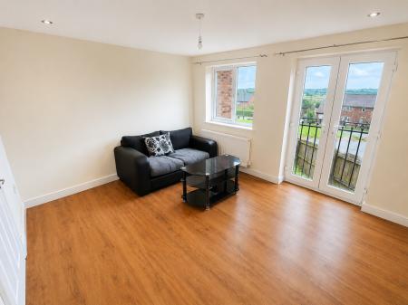 3 bedroom Semi-detached house to let in Haworth Close, Stretton, Alfreton, DE55