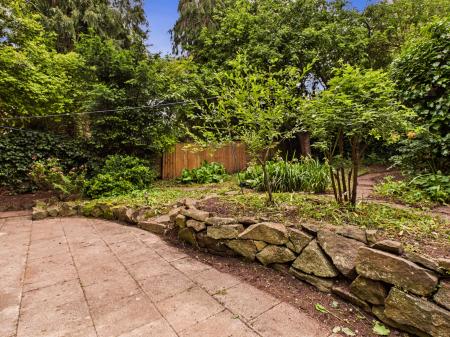 4 bedroom Detached house for sale in Whitaker Gardens, Derby, DE23