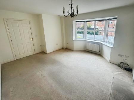 3 bedroom Semi-detached house to let in Adcock Close, Corby Glen, Grantham, NG33