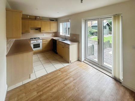 3 bedroom Semi-detached house to let in Adcock Close, Corby Glen, Grantham, NG33