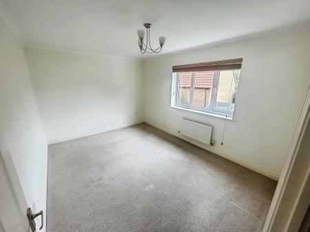3 bedroom Semi-detached house to let in Adcock Close, Corby Glen, Grantham, NG33