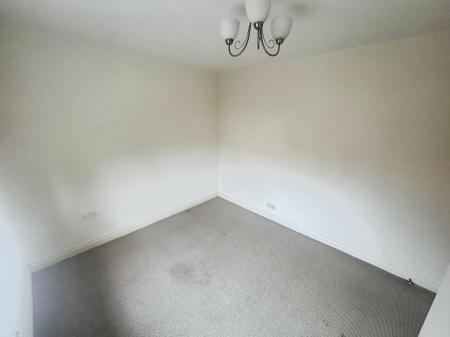 3 bedroom Semi-detached house to let in Adcock Close, Corby Glen, Grantham, NG33