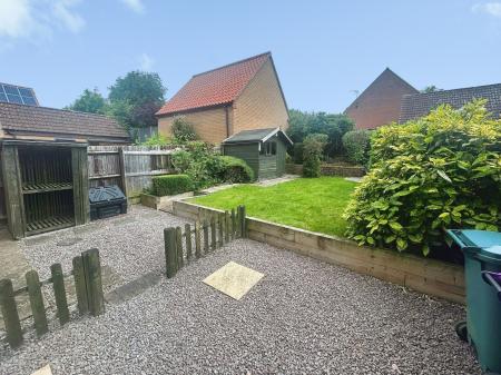 3 bedroom Semi-detached house to let in Adcock Close, Corby Glen, Grantham, NG33
