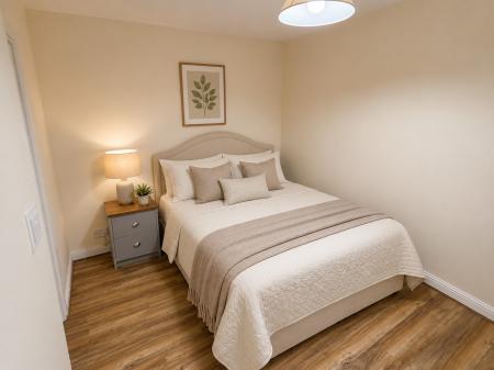 4 bedroom Detached house to let in Dove Close, Mickleover, Derby, DE3