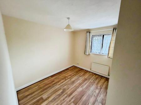 4 bedroom Detached house to let in Dove Close, Mickleover, Derby, DE3